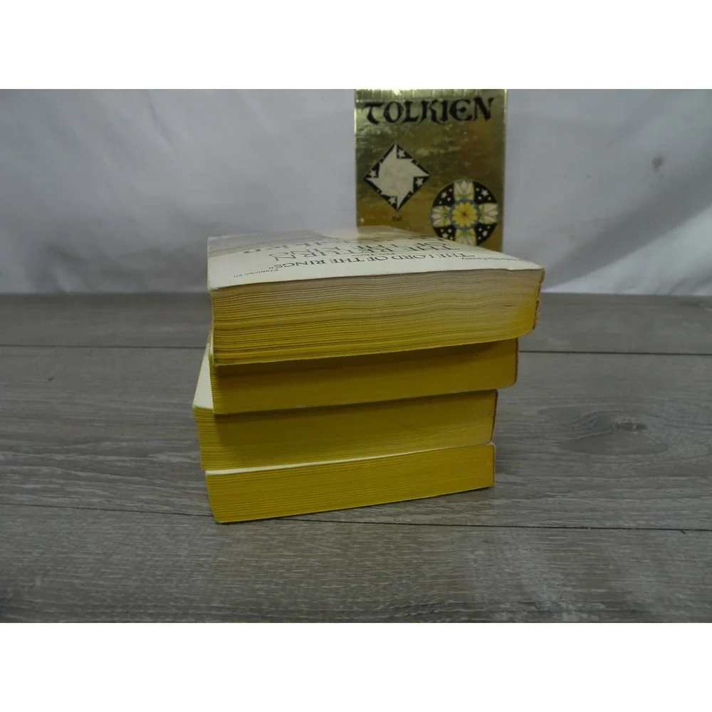 J.R.R. Tolkien The Lord of the Rings 4-Book Box Set & Unfinished Tales